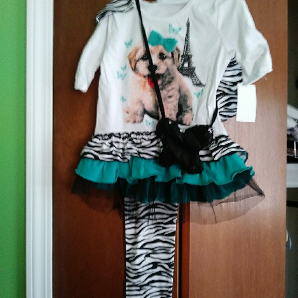 Young girls outfit